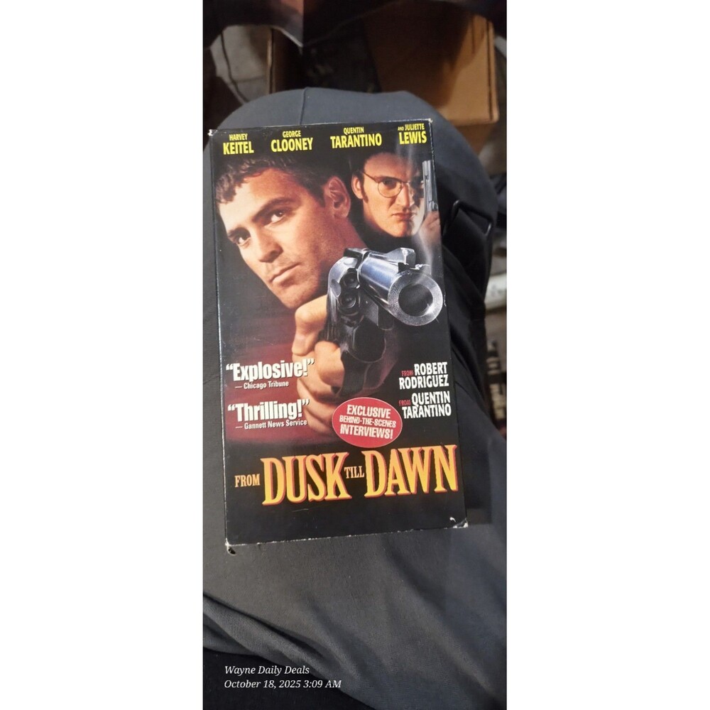 From Dusk Till Dawn (VHS, 1996, With Bonus Footage)